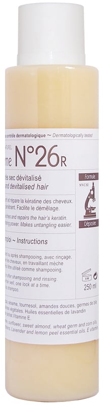 Bottle of Crème n°26R Clauderer, repairs and moisturises hair keratin