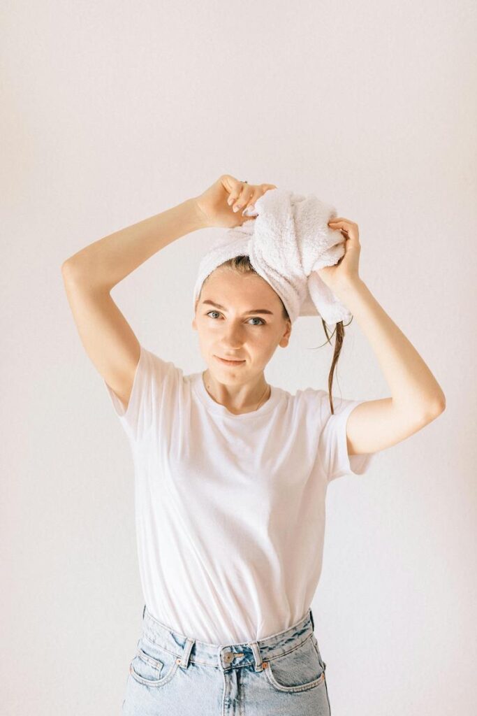 Is conditioning dry hair a good or bad idea? 3