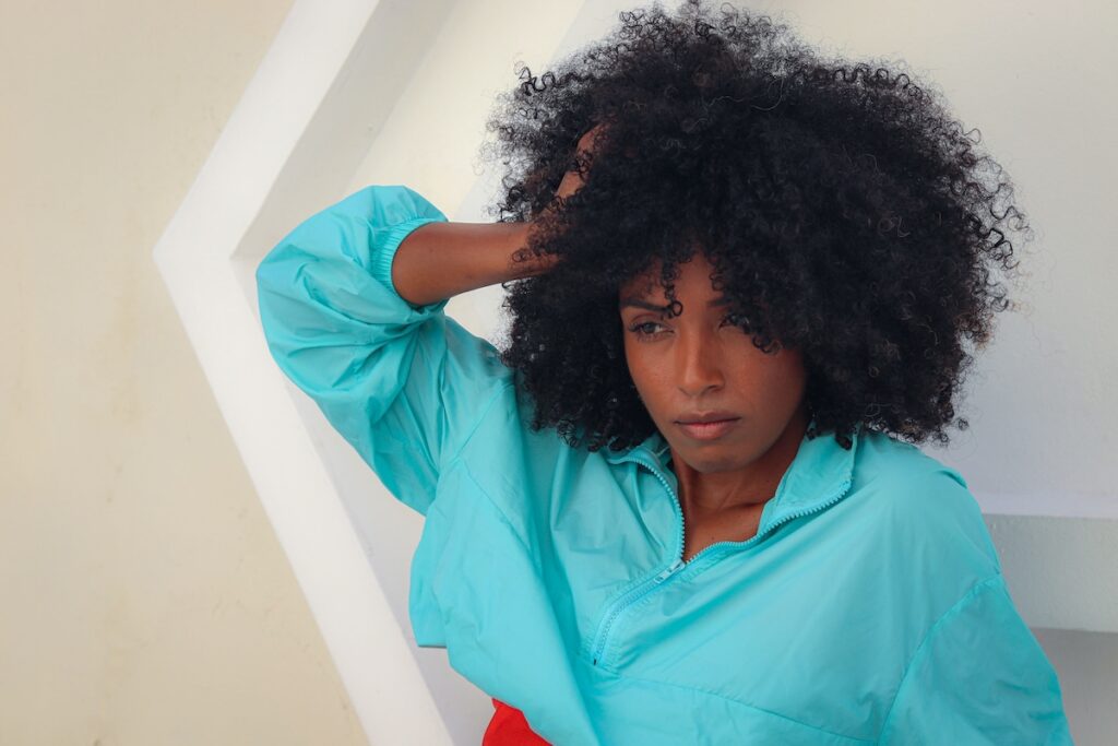 Cheveux afros : 10 conseils pour une routine capillaire efficace 5