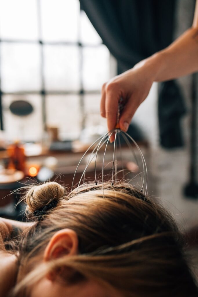 Massage efficace du cuir chevelu : comment faire? 5