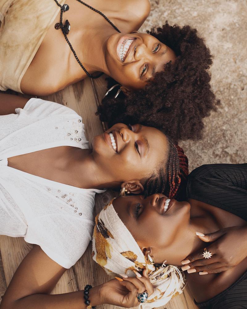 Cheveux texturés : stimuler la pousse et traiter votre cuir chevelu sensible 7