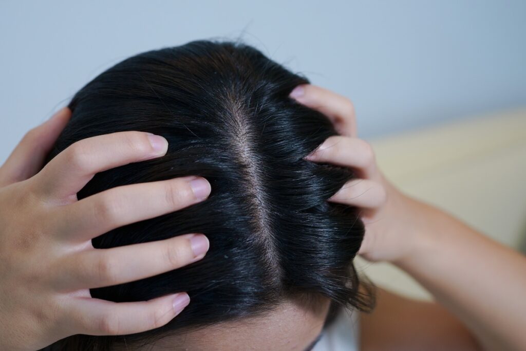Massage efficace du cuir chevelu : comment faire? 4